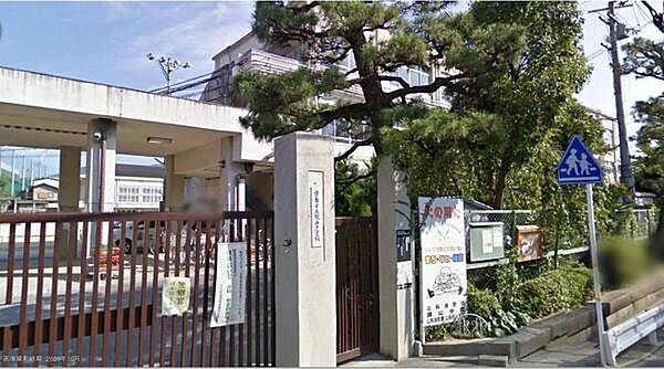 画像3:京都市立鏡山小学校まで654m
