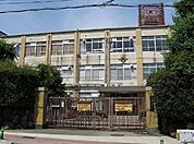京都市立山階小学校まで551m
