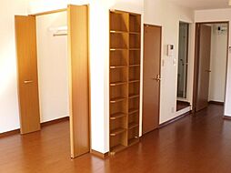 ヴィラ・フィオーレ 202 2階1LDKのリビング/ダイニング