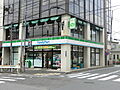 ファミリーマー...