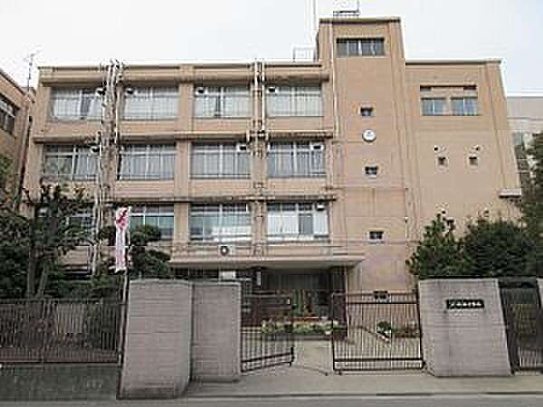 画像23:大阪市立瓜破西中学校まで814m