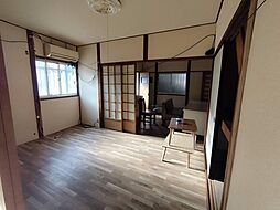 居間