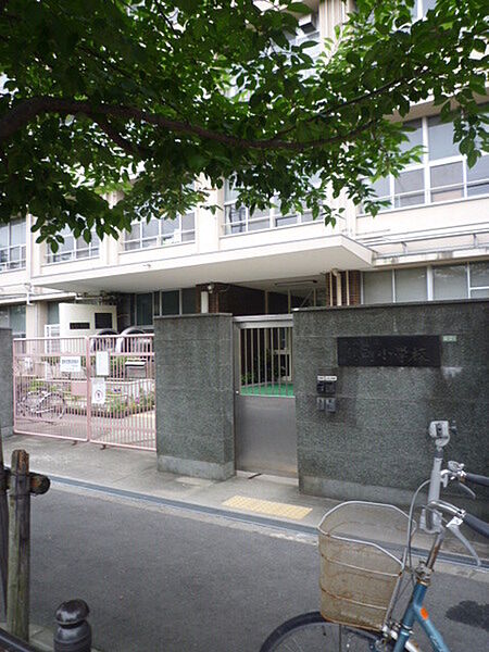 画像25:大阪市立鶴町小学校まで807m