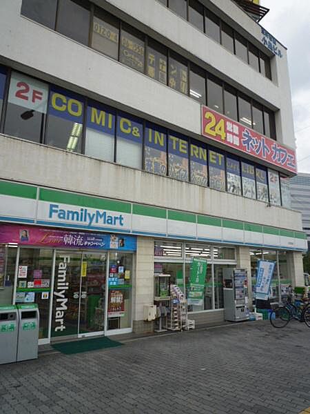 画像26:ファミリーマート地下鉄大正駅前店まで407m