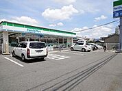 ファミリーマート藤井寺北岡店まで224m