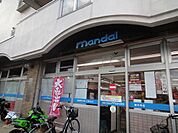万代藤井寺店まで844m