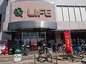 ライフ天美店まで859m
