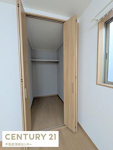 収納 大阪市港区市岡2丁目13-62