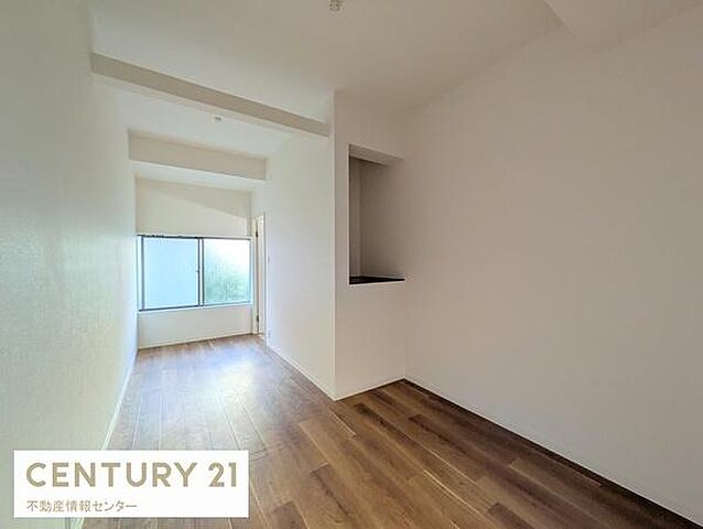 室内 大阪市港区市岡1丁目13-17