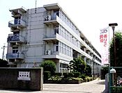 守口市立梶中学校まで551m