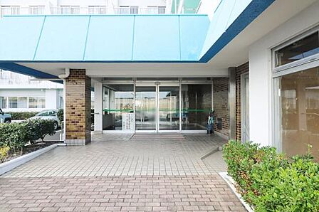 オートロックで防犯性◎安心して生活が出来ます!