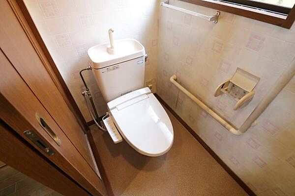 トイレを拡大表示