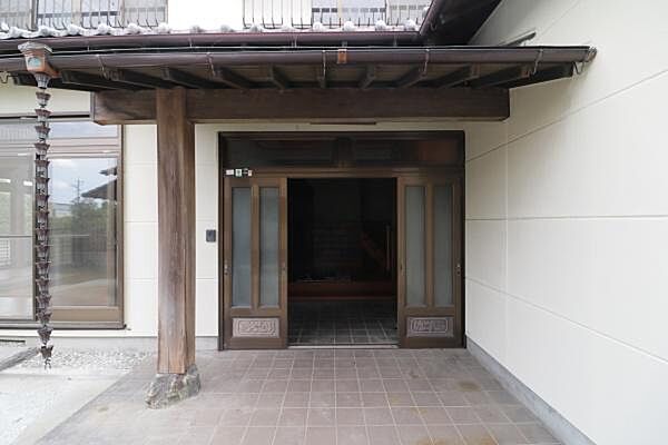 玄関