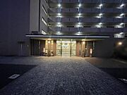 マンション出入口です！