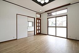 居間