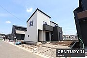 敷地面積約50坪陽当り良好でおうち時間をゆったりとすごせる邸宅