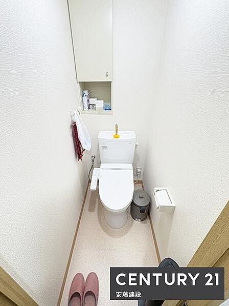【　トイレ　/　toilet　】明るく清潔的なウォシュレット付きトイレ2021年頃新規交換済み
