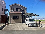 たっぷりの陽光に包まれる明るい住まい