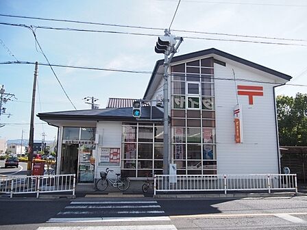 泉佐野羽倉崎郵便局まで935m