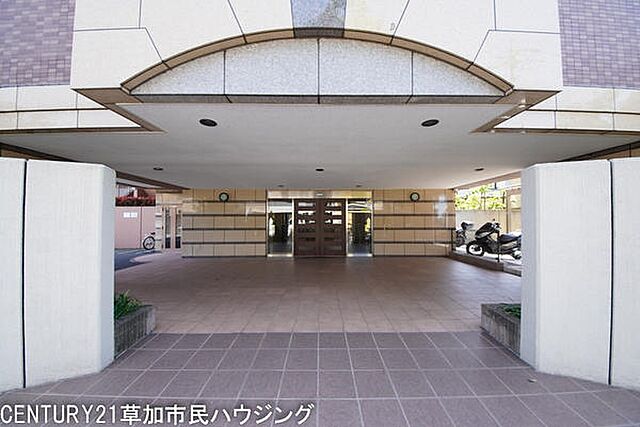エントランス レクセルプラッツァ谷塚 6階/-