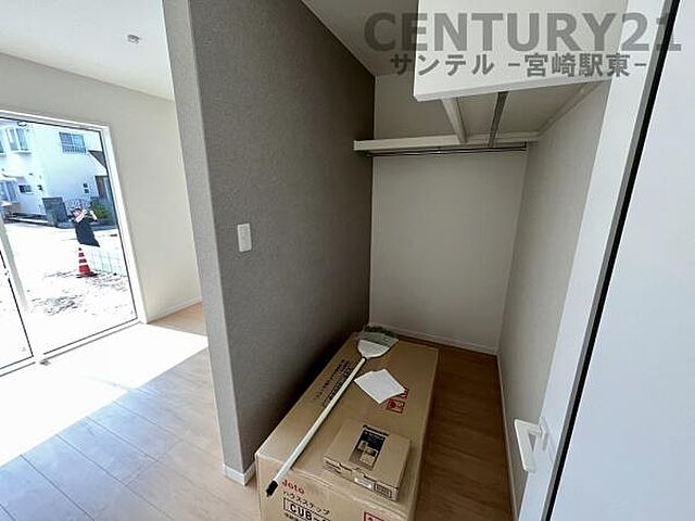 収納 宮崎市曽師町232-3