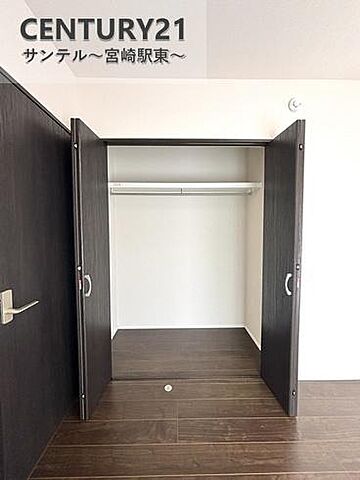 収納 都城市一万城町30号4番1