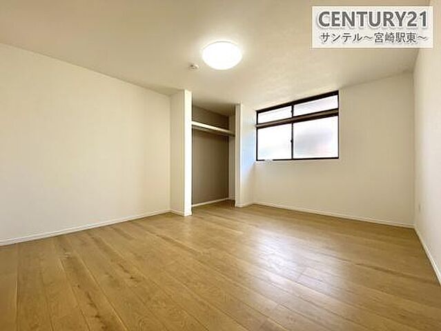 室内 児湯郡高鍋町大字蚊口浦32-7