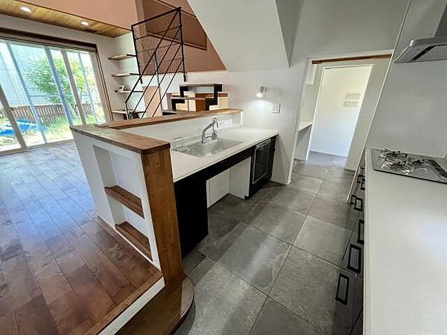 キッチン 宮崎市佐土原町下田島20444番27