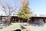 にし幼稚園まで1359m