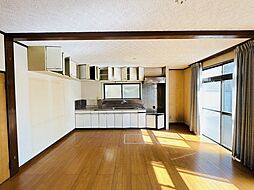 居間