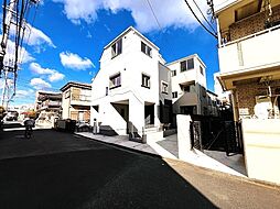 物件画像 アプローチのある「久米川の邸」