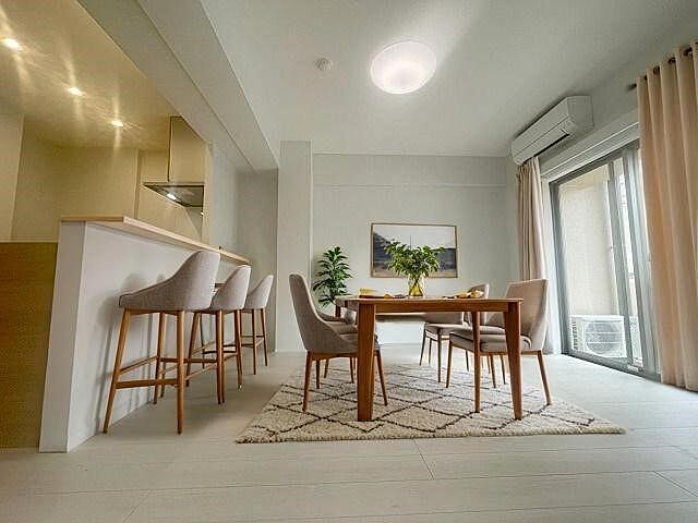 リビング/ダイニング レーヴステージ府中緑町 1階/-