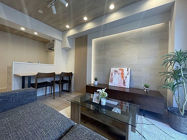 リビング/ダイニング ハイツ三鷹 2階/-