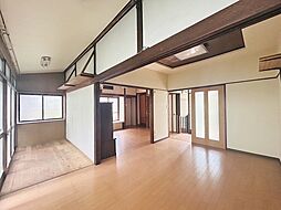 居間