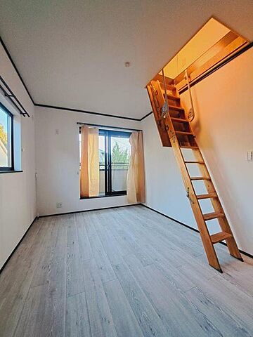 洋室 三鷹市中原3丁目