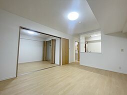 居間