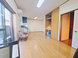 居間