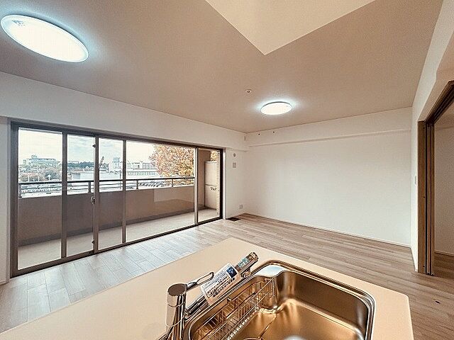 キッチン アデニウム吉祥寺 4階/-