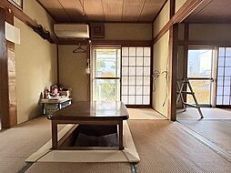 居間