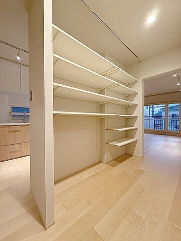 収納 西国分寺史跡通り住宅 4号棟 2階/-