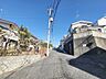 外観：周辺は住宅が建ち並ぶ閑静な住宅街です。 