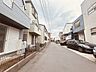 外観：安心して暮らすことのできる住宅街。　住宅地の道路は一般に交通量が少なく車などの騒音が少ないため、住民にとって静かな生活環境が提供されます。 