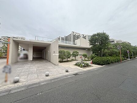 現地のご見学予約もスタートしました。周辺で売りに出ている物件も沢山御座います。まとめてご見学ができますのでお気軽にお申しつけください。