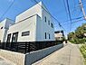 外観：現地のご見学予約もスタートしました。周辺で売りに出ている物件も沢山御座います。まとめてご見学ができますのでお気軽にお申しつけください。