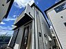 外観：現在建物を建築中です、建築中の物件については現地確認の他、同施工会社の完成施工例のご案内、担当者のプレゼンテーションにてご検討ください。適切なご検討の方法をご説明させて頂きます。 