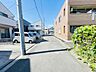 外観：安心して暮らすことのできる住宅街。　住宅地の道路は一般に交通量が少なく車などの騒音が少ないため、住民にとって静かな生活環境が提供されます。 