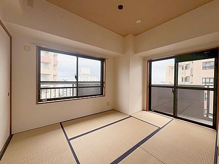 和室がある間取り。畳の香りとともにどこか落ち着く空間です。