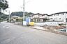 外観：安心して暮らすことのできる住宅街。　住宅地の道路は一般に交通量が少なく車などの騒音が少ないため、住民にとって静かな生活環境が提供されます。 