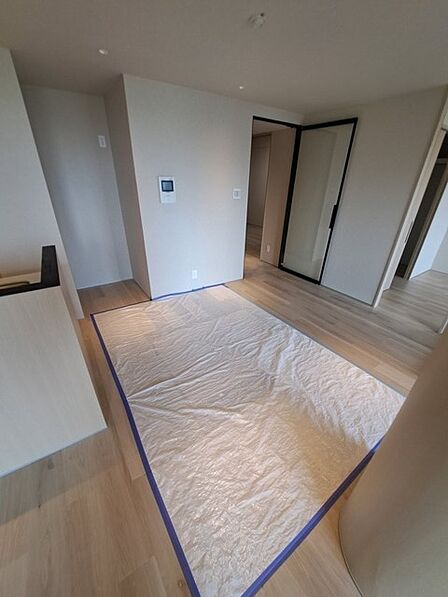 家族みんなが集まるリビング。広さを重視した家族全員が集まれるリビングは、住む上で大事な空間になります。