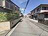 外観：安心して暮らすことのできる住宅街。　住宅地の道路は一般に交通量が少なく車などの騒音が少ないため、住民にとって静かな生活環境が提供されます。 